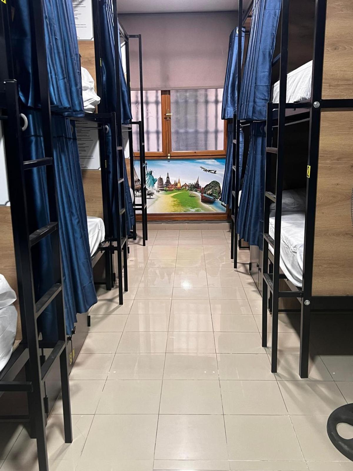 Hostel Estrella 20 Madrid Luaran gambar
