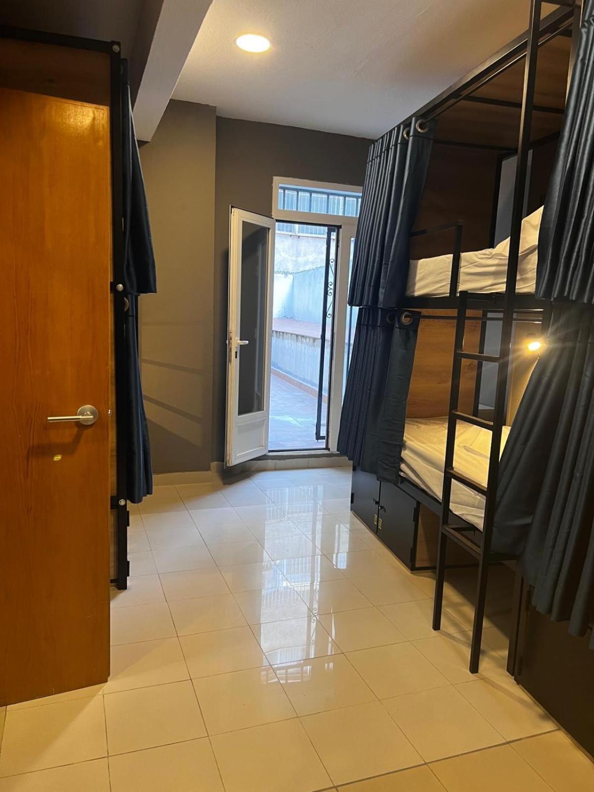 Hostel Estrella 20 Madrid Luaran gambar