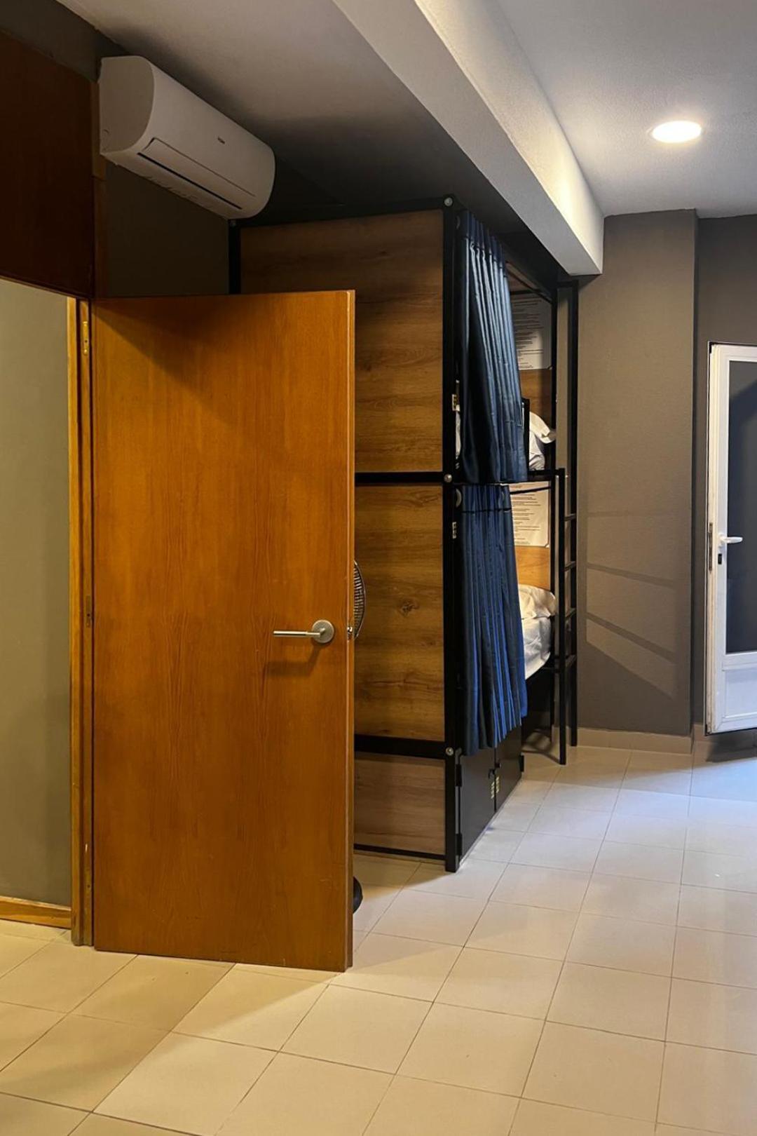 Hostel Estrella 20 Madrid Luaran gambar