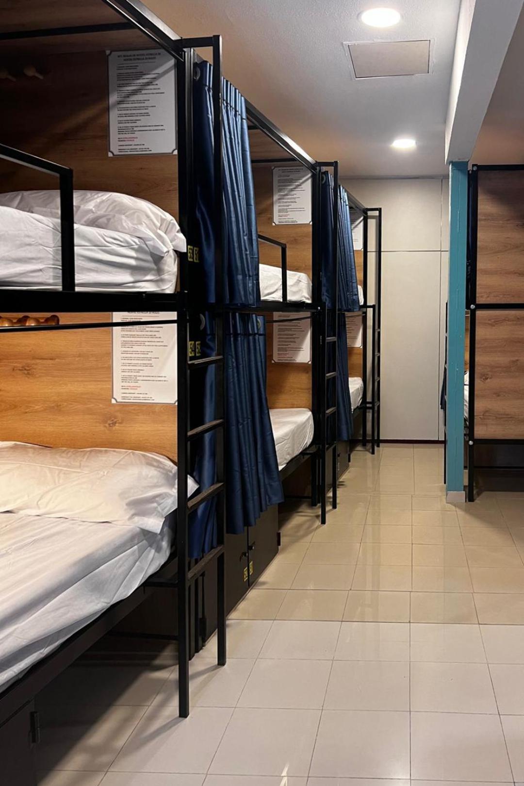 Hostel Estrella 20 Madrid Luaran gambar